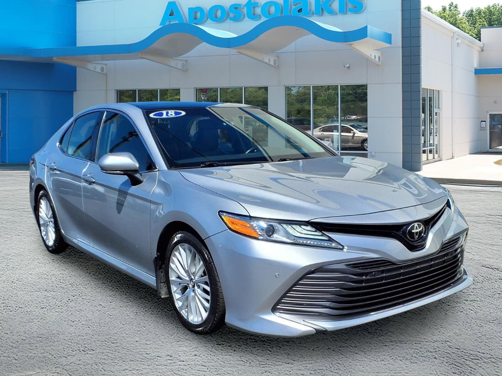 2018 TOYOTA Camry