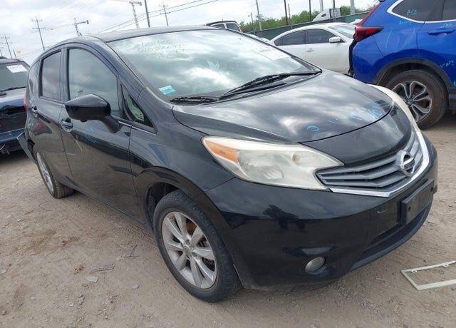 2016 NISSAN Versa
