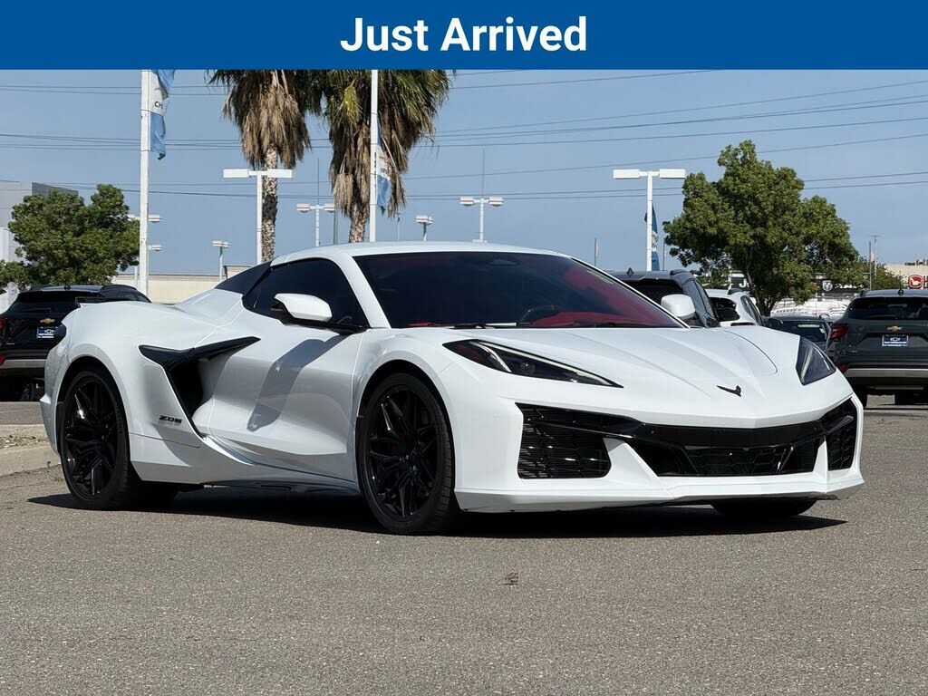 2024 CHEVROLET Corvette