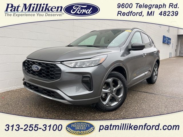 2024 FORD Escape