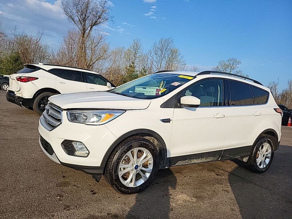 2018 FORD Escape