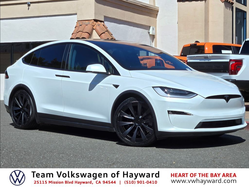2023 TESLA Model X