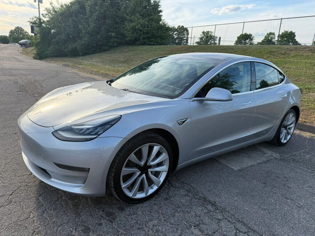 2018 TESLA Model 3