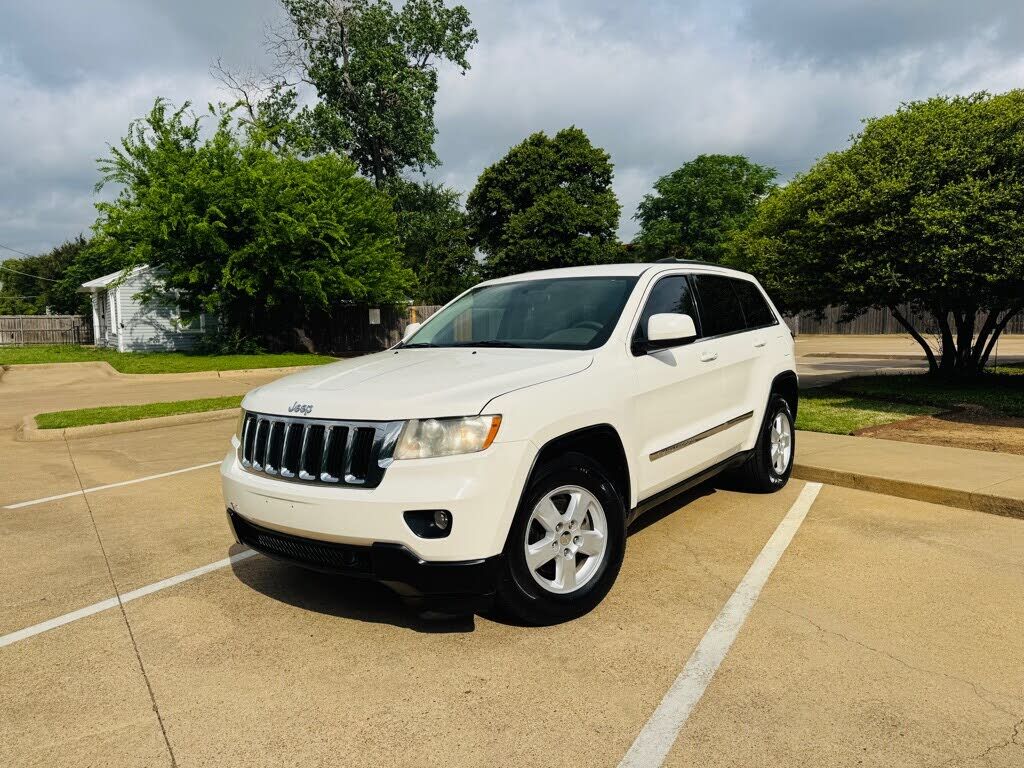 2011 JEEP Grand Cherokee