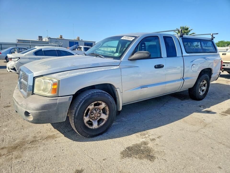 2005 DODGE Dakota