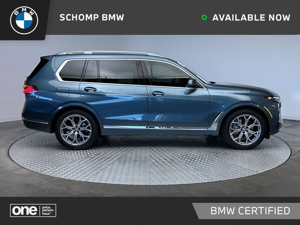 2023 BMW X7