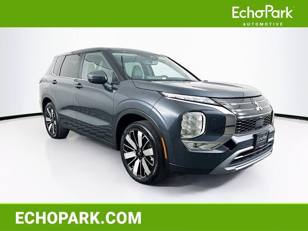 2025 MITSUBISHI Outlander