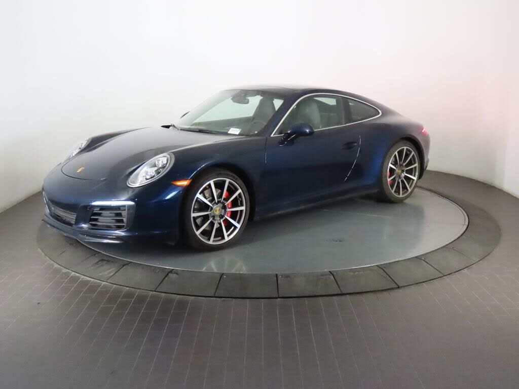 2019 PORSCHE 911