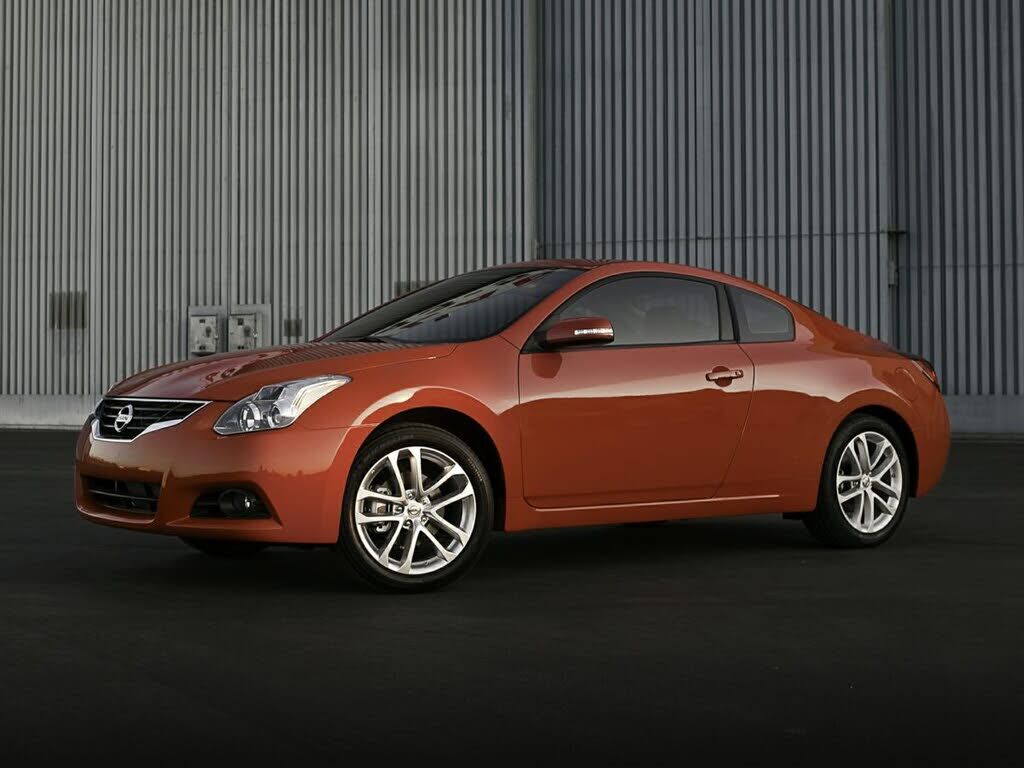 2010 NISSAN Altima