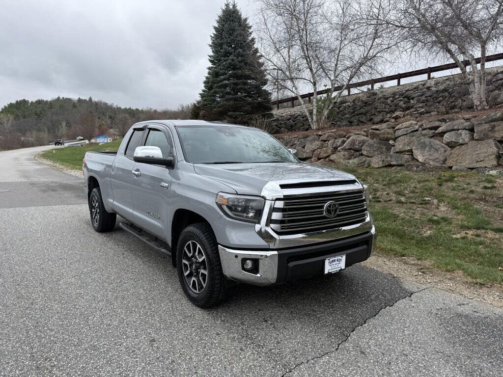 2020 TOYOTA Tundra