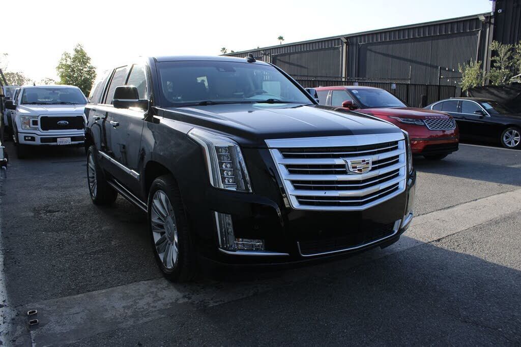 2016 CADILLAC Escalade