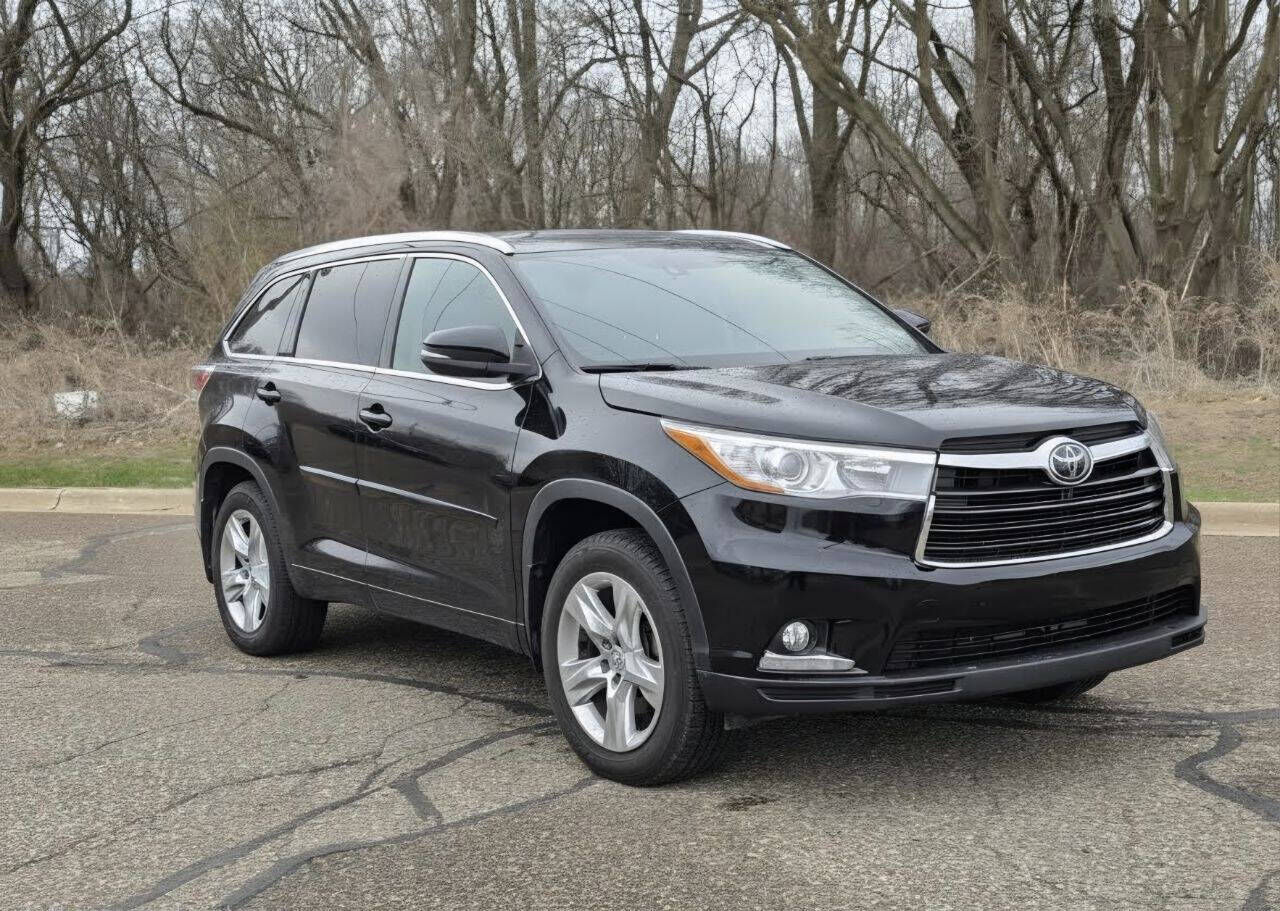 2015 TOYOTA Highlander