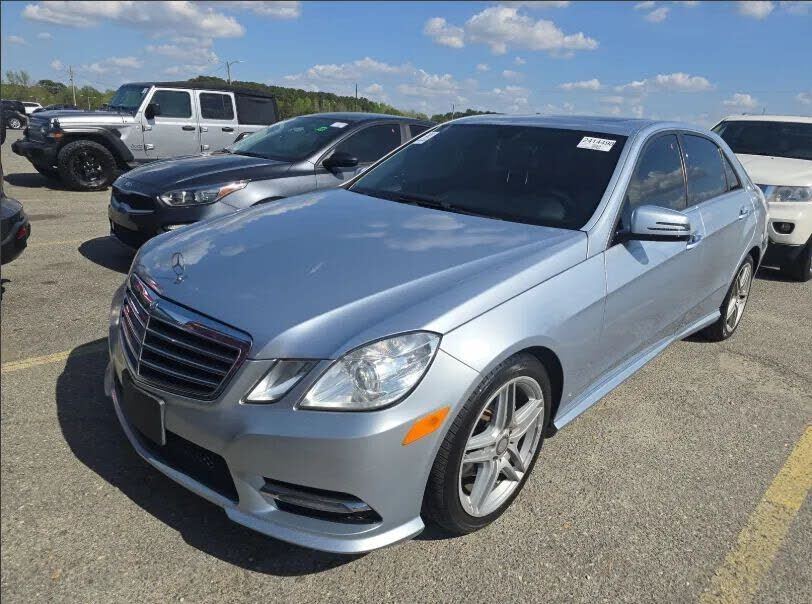 2013 MERCEDES-BENZ E-Class