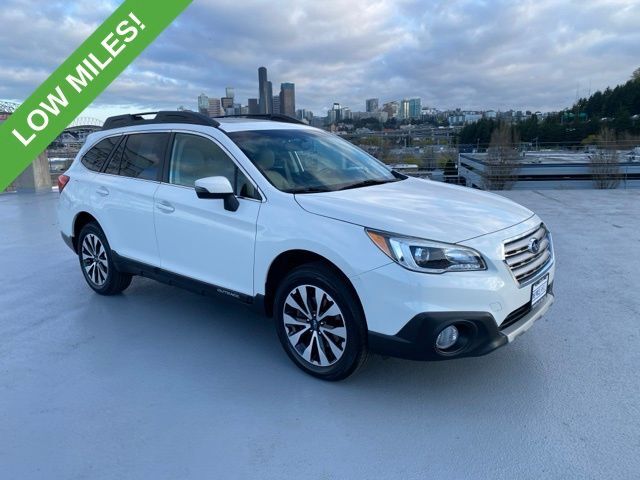 2017 SUBARU Outback