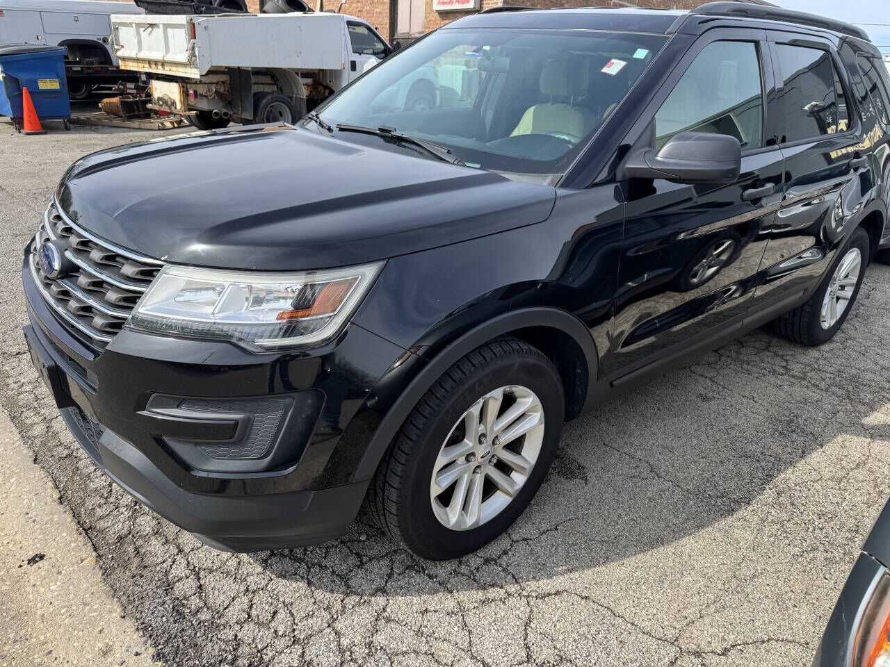 2017 FORD Explorer
