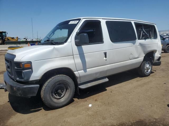2010 FORD E-350