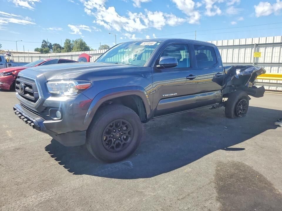 2021 TOYOTA Tacoma