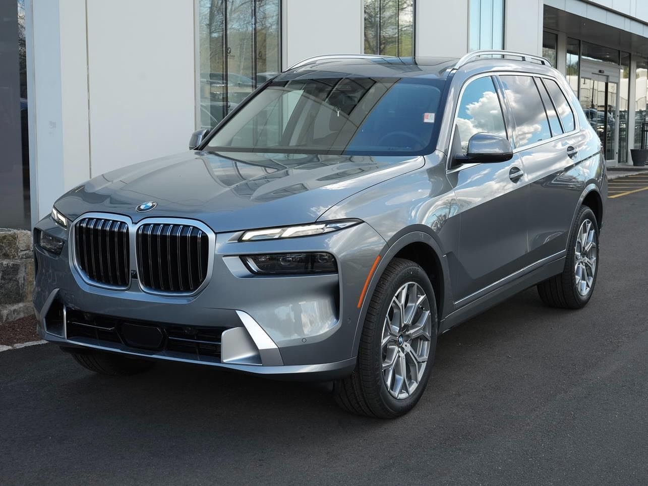 2026 BMW X7
