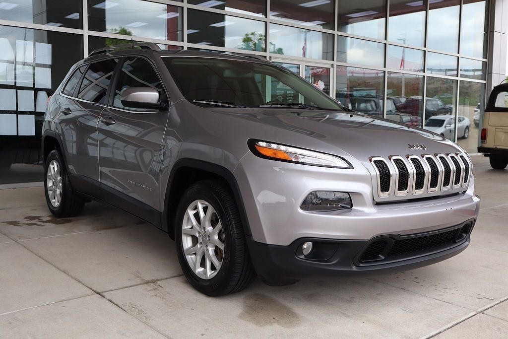 2016 JEEP Cherokee