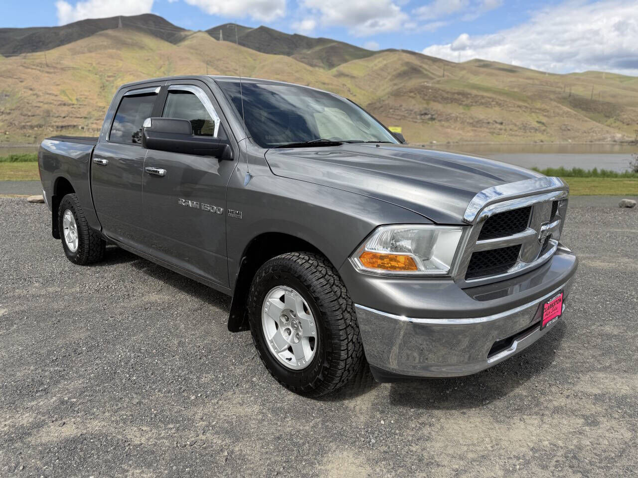 2011 DODGE Ram