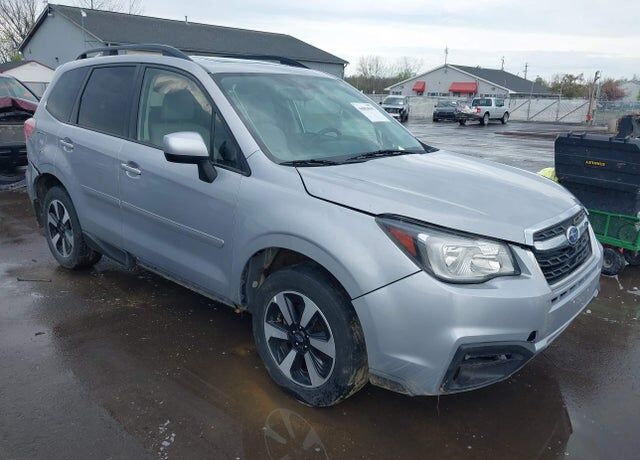 2017 SUBARU Forester