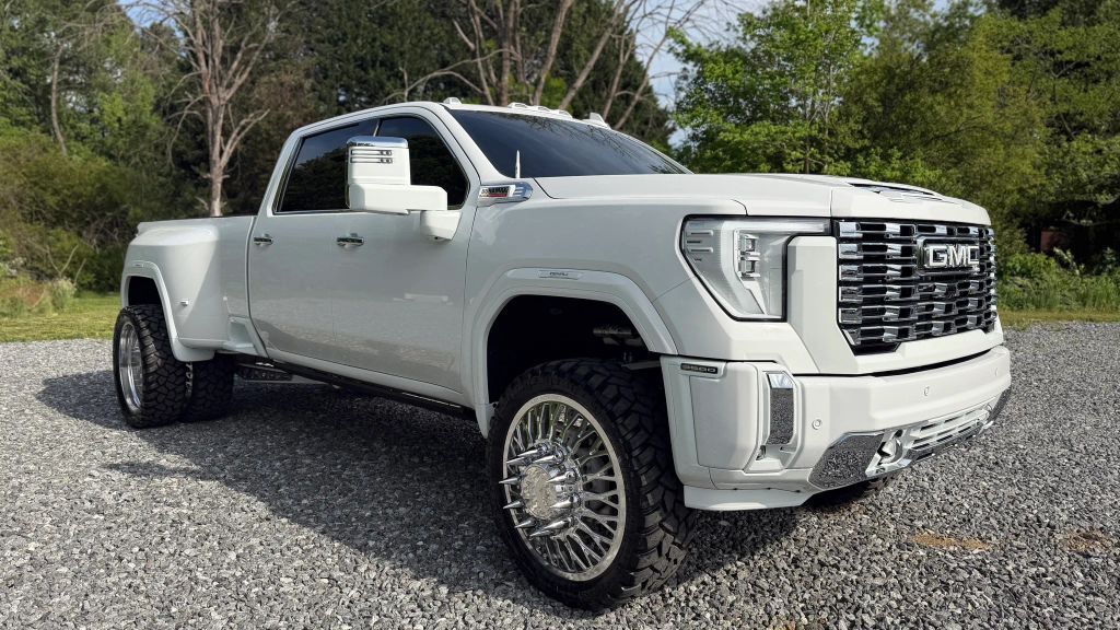 2025 GMC Sierra HD