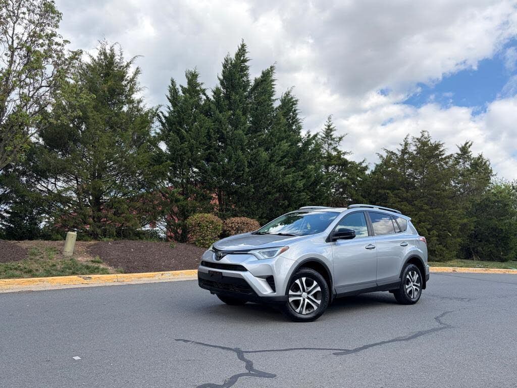2017 TOYOTA RAV4