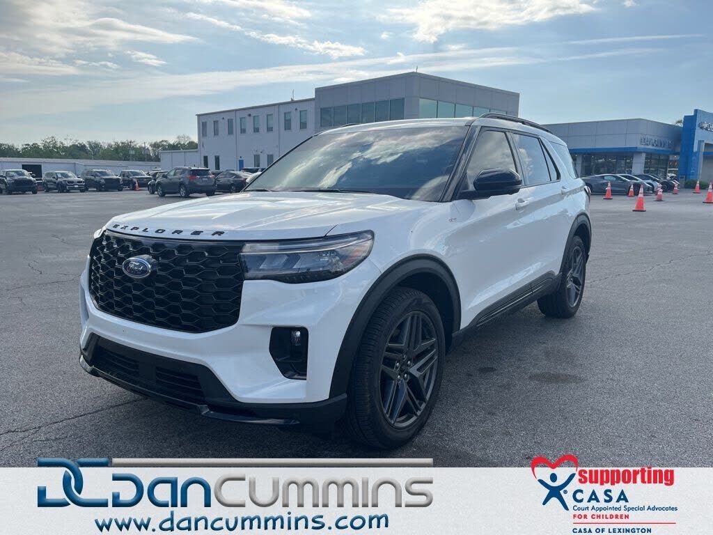 2025 FORD Explorer