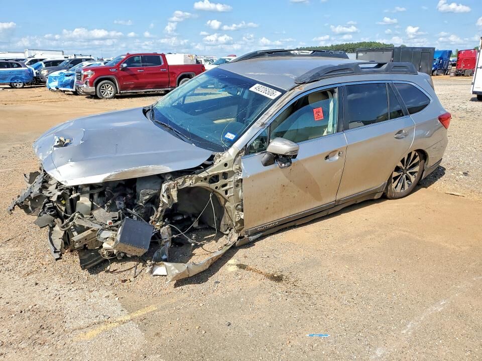2015 SUBARU Outback
