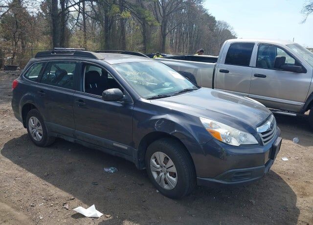 2011 SUBARU Outback