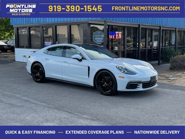 2018 PORSCHE Panamera