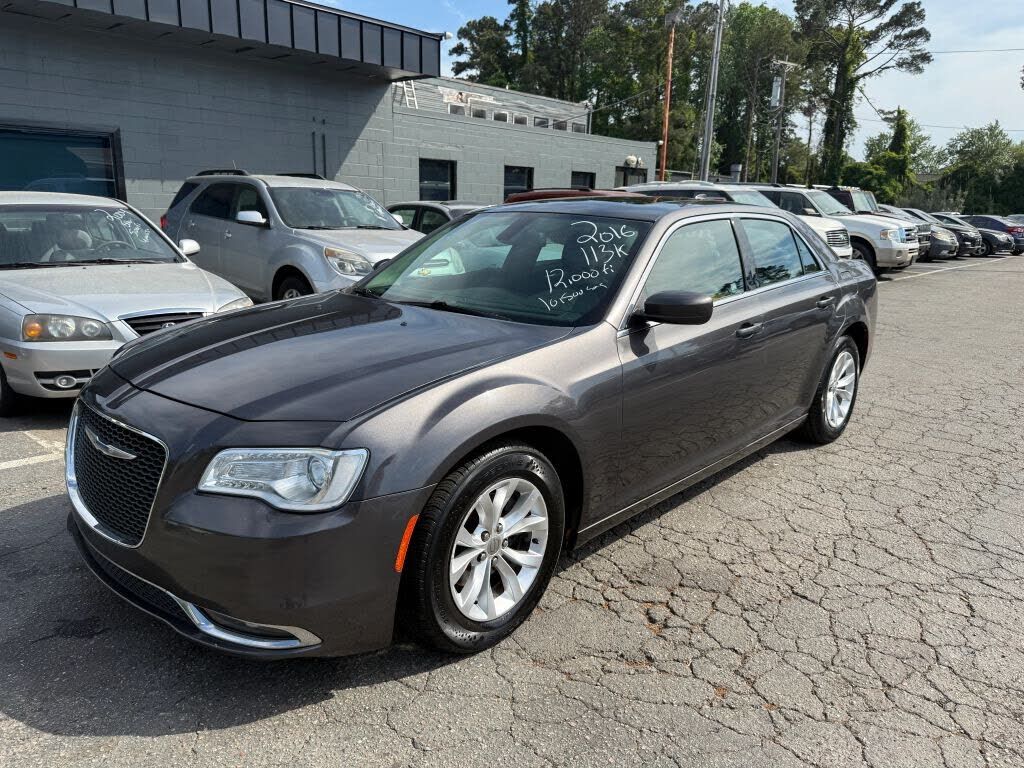 2016 CHRYSLER 300