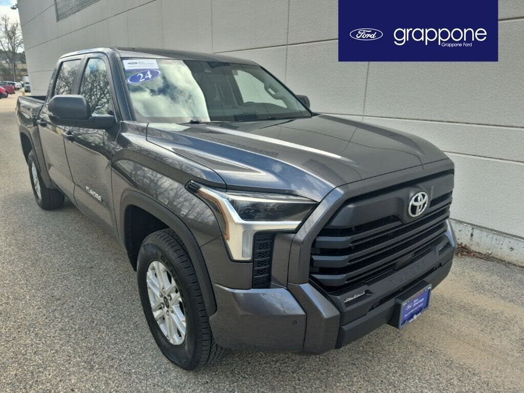 2024 TOYOTA Tundra
