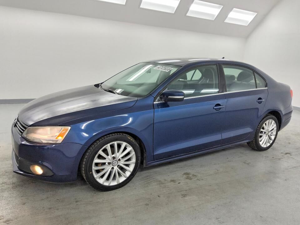 2011 VOLKSWAGEN Jetta