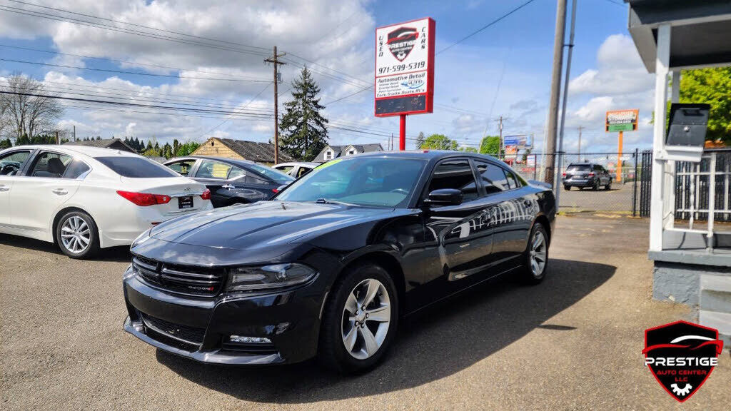 2017 DODGE Charger