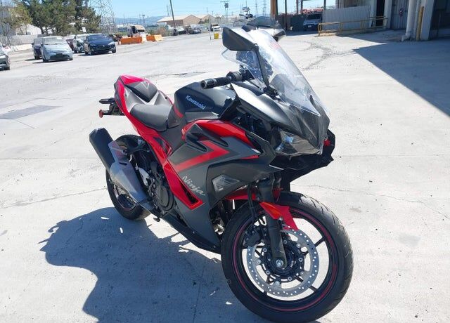 2025 KAWASAKI Ninja