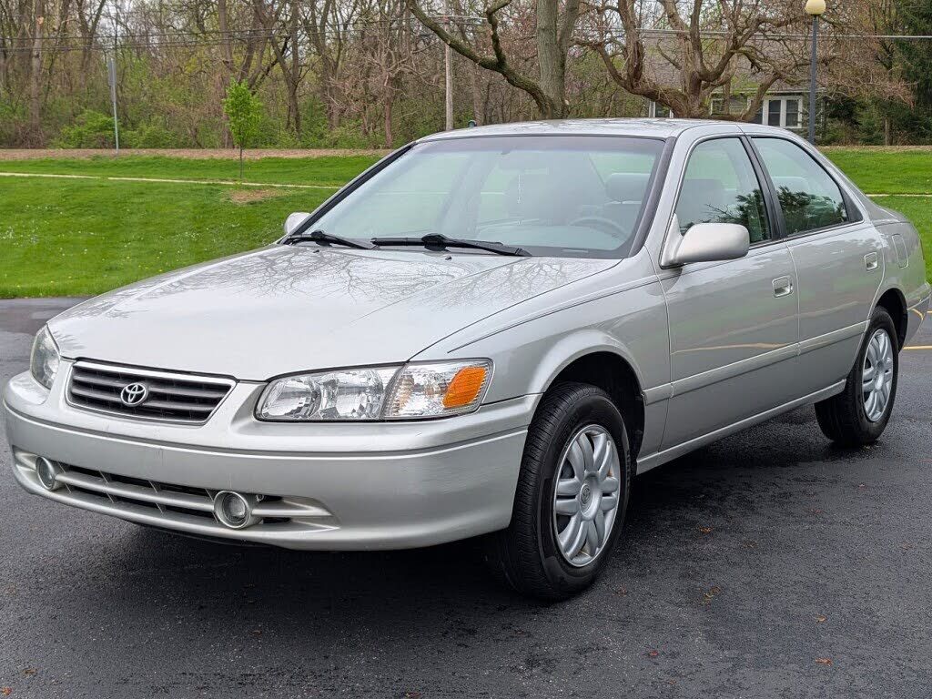 2001 TOYOTA Camry