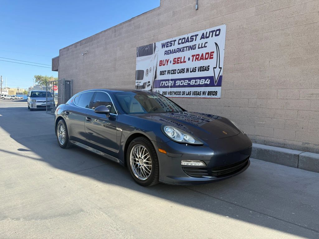 2010 PORSCHE Panamera