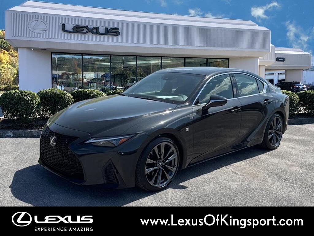2023 LEXUS IS