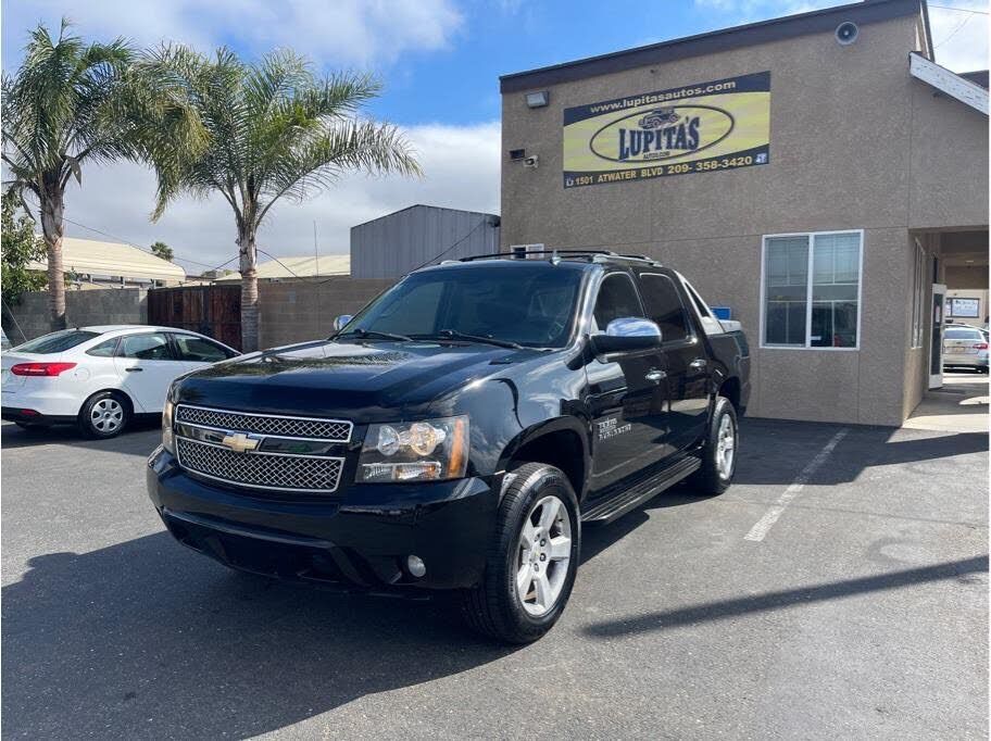 2011 CHEVROLET Avalanche