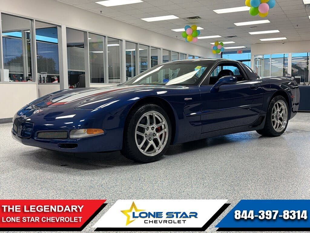 2004 CHEVROLET Corvette