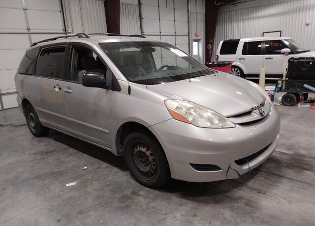 2007 TOYOTA Sienna