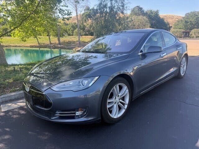2013 TESLA Model S