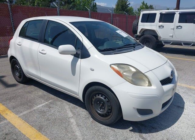 2010 TOYOTA Yaris