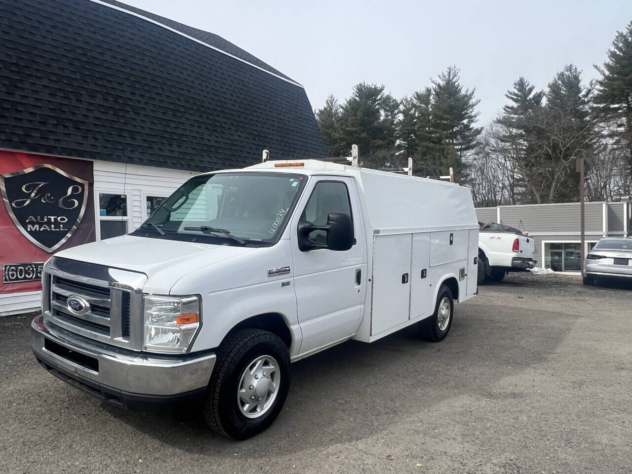 2016 FORD E-350
