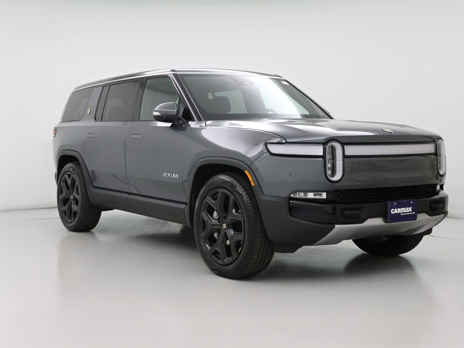 2024 RIVIAN R1S