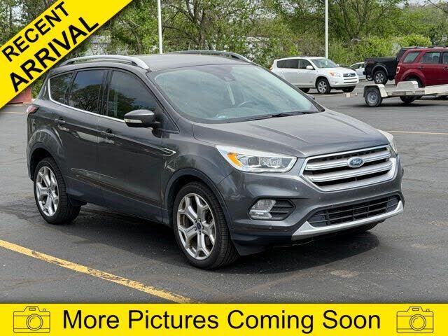 2017 FORD Escape