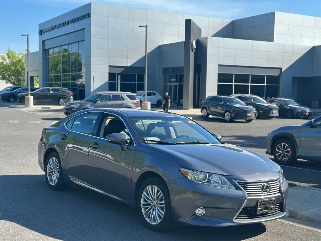 2015 LEXUS ES