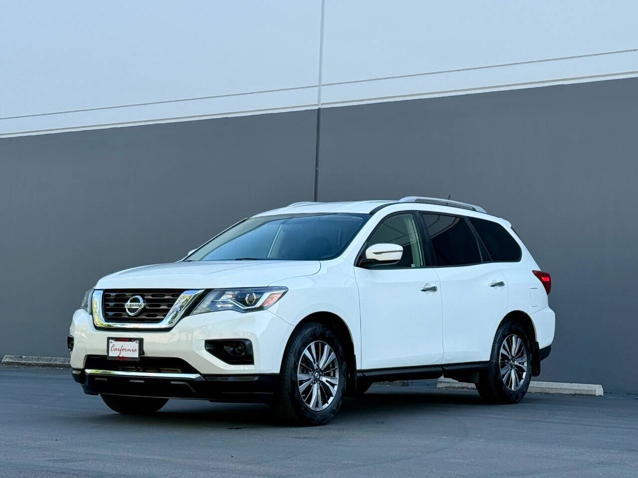 2018 NISSAN Pathfinder