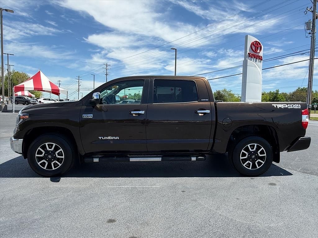 2021 TOYOTA Tundra